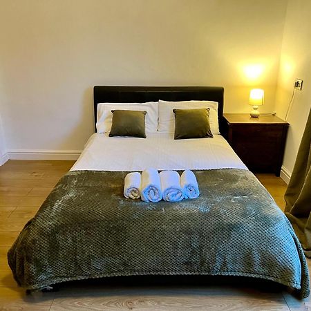 Housefield Stay, Room 4 Stoke-on-Trent Eksteriør bilde