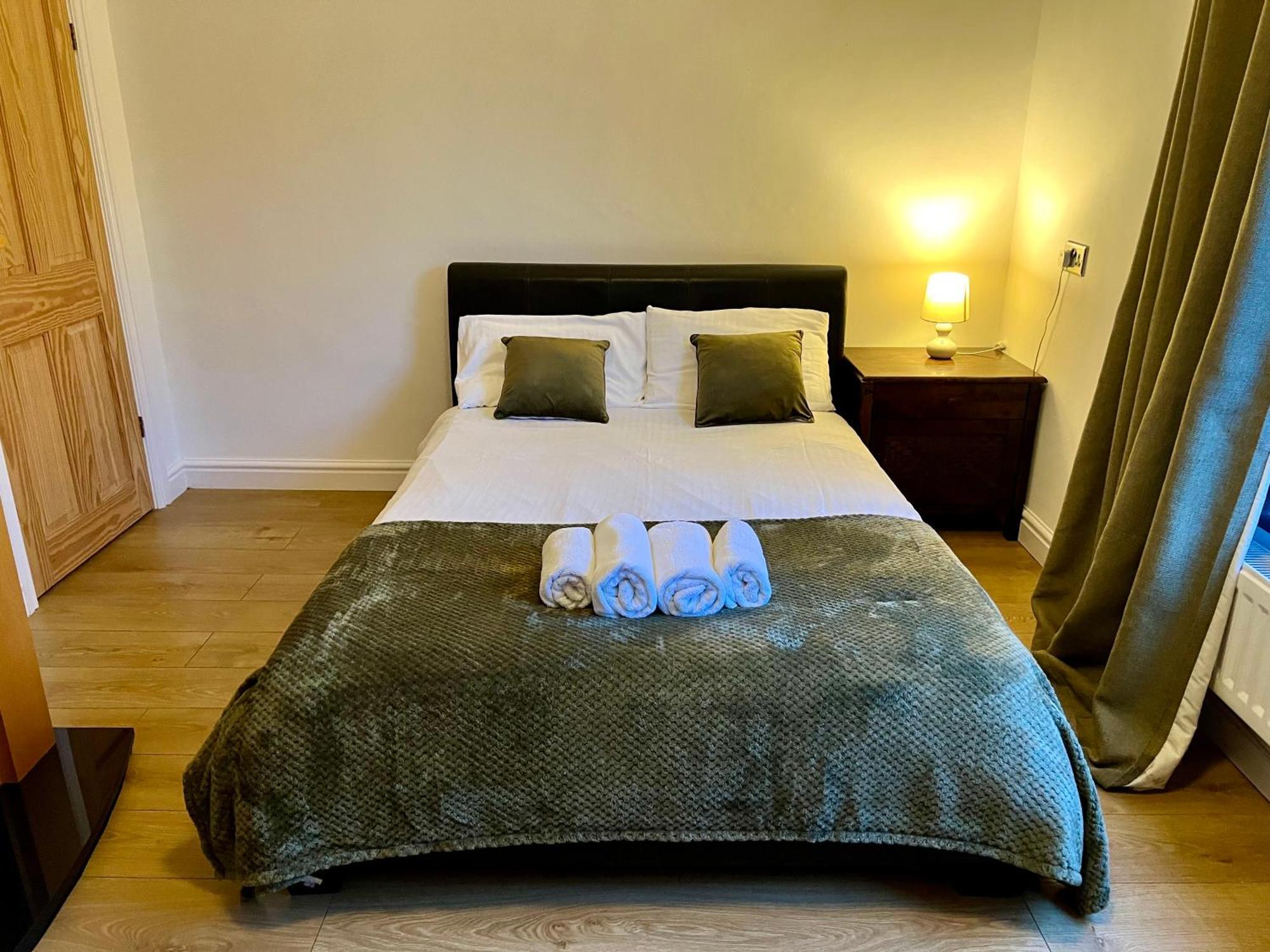 Housefield Stay, Room 4 Stoke-on-Trent Eksteriør bilde
